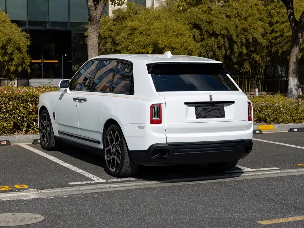 Cullinan 库里南 2022款 五座版
