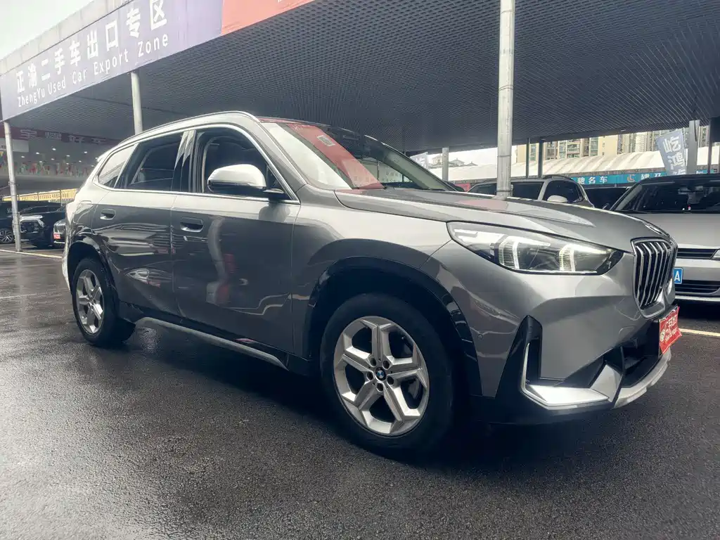 BMW X1 sDrive20 Li X Design Package