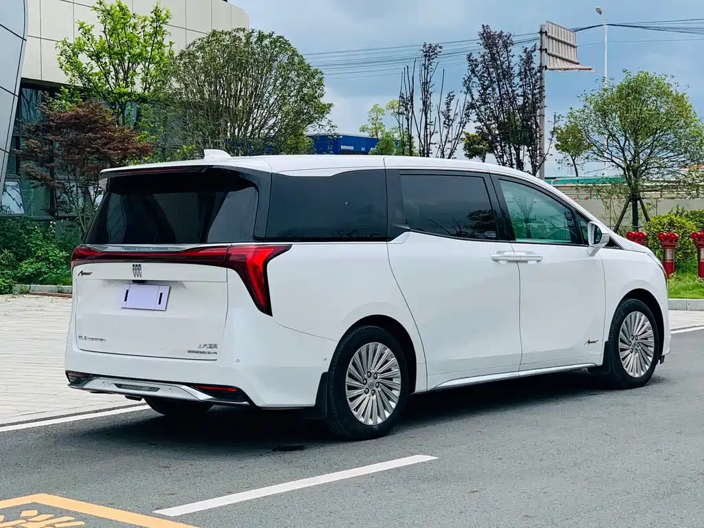 Century 2.0 T 4-seat Private