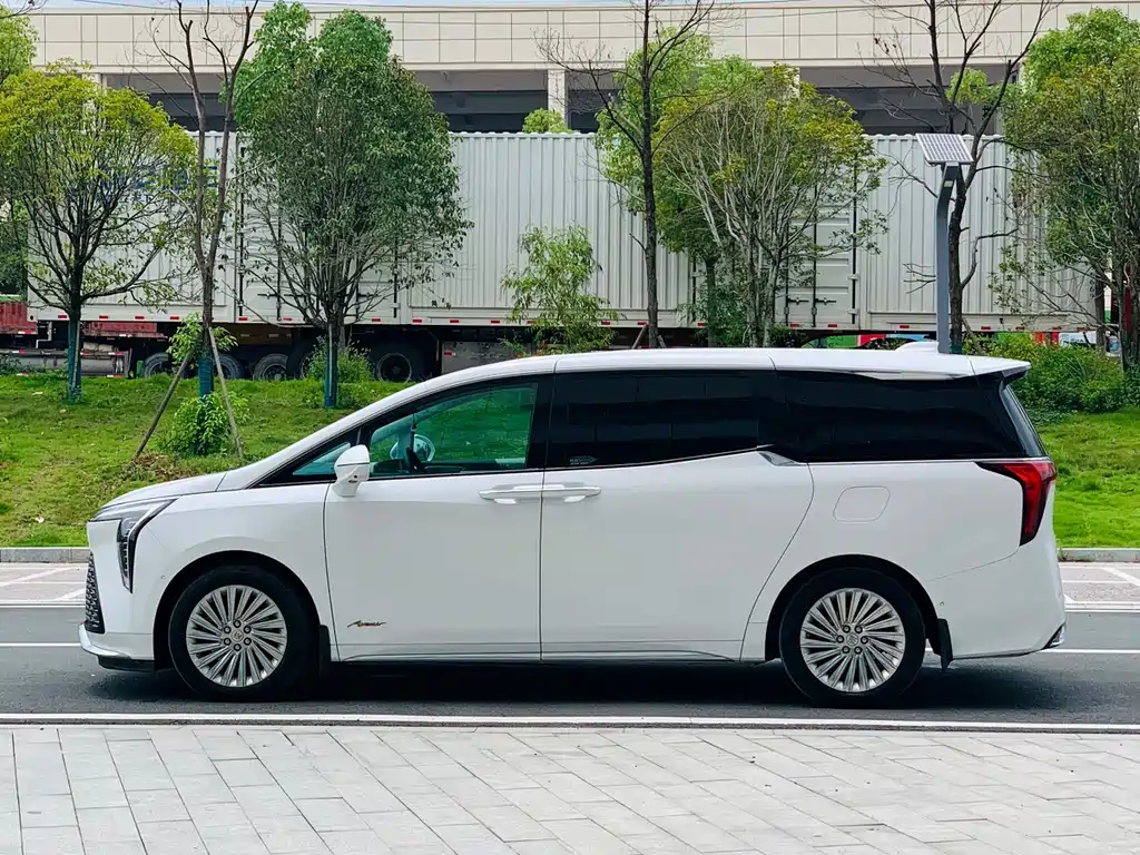 Century 2.0 T 4-seat Private