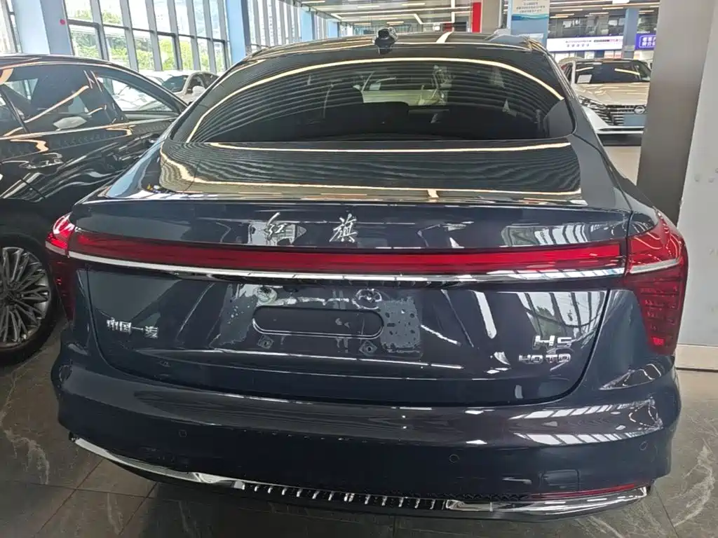 Hongqi H5 2.0 T Auto Connected Flagship Leading