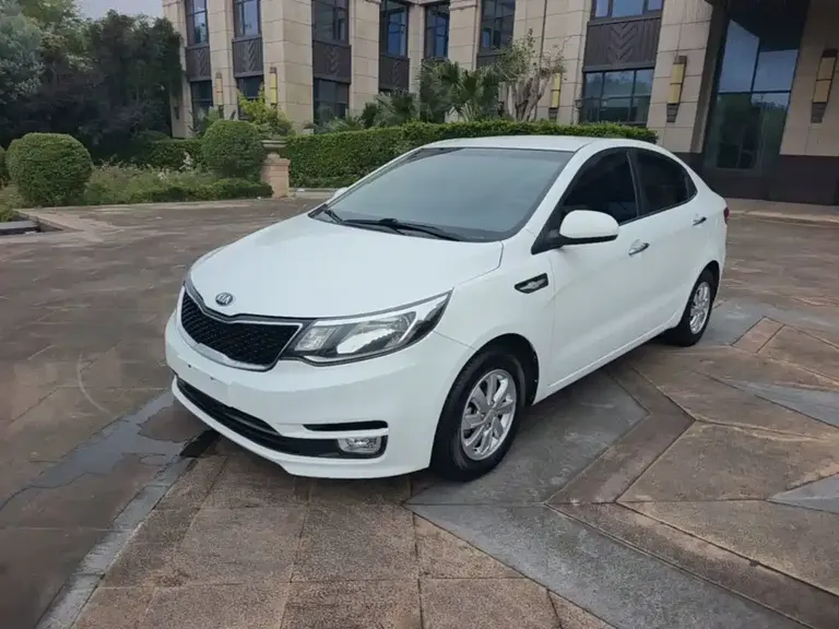 Kia K2 Sedan 1.4 L AT GLS