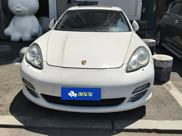 Porsche Panamera Panamera 4 Platinum Edition 3.6 L