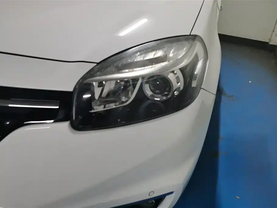 Koleos (Import) 科雷傲(进口) 2014款 2.5 L 两驱舒适版