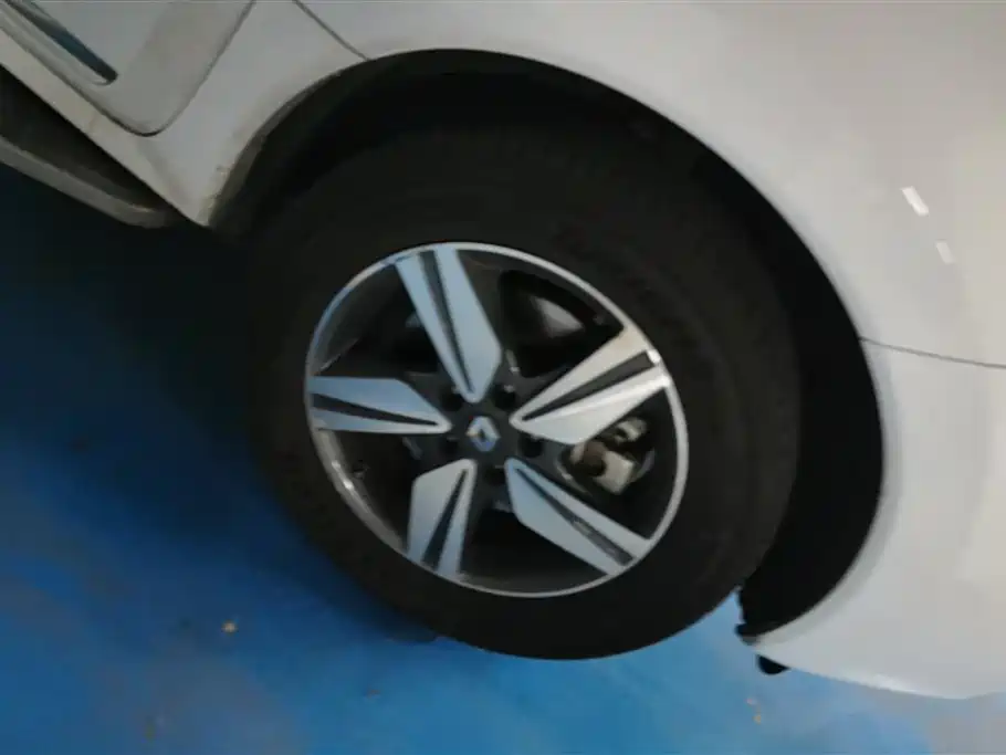 Koleos (Import) 科雷傲(进口) 2014款 2.5 L 两驱舒适版