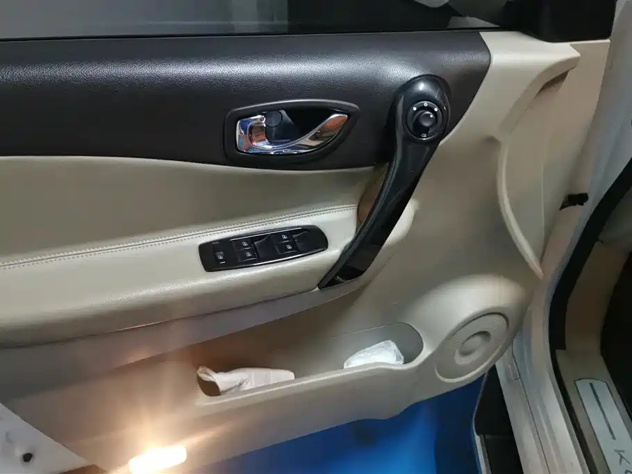 Koleos (Import) 科雷傲(进口) 2014款 2.5 L 两驱舒适版