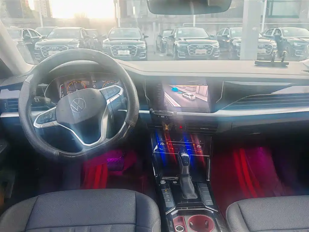 Passat Outstanding 380 TSI Starry Sky Dragon