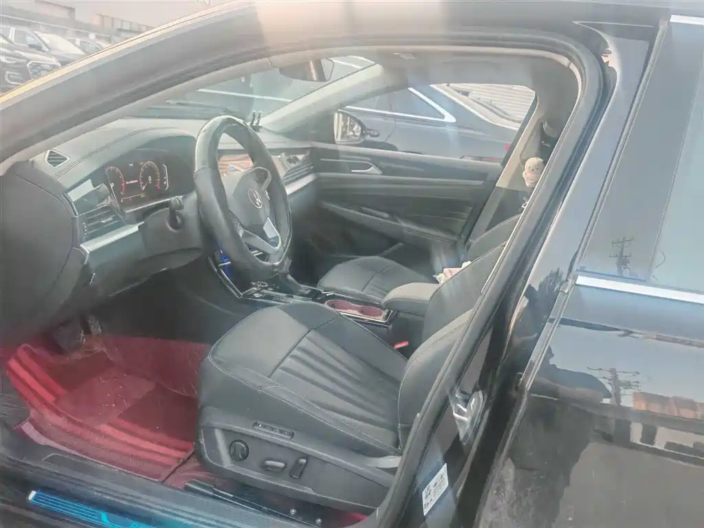 Passat Outstanding 380 TSI Starry Sky Dragon