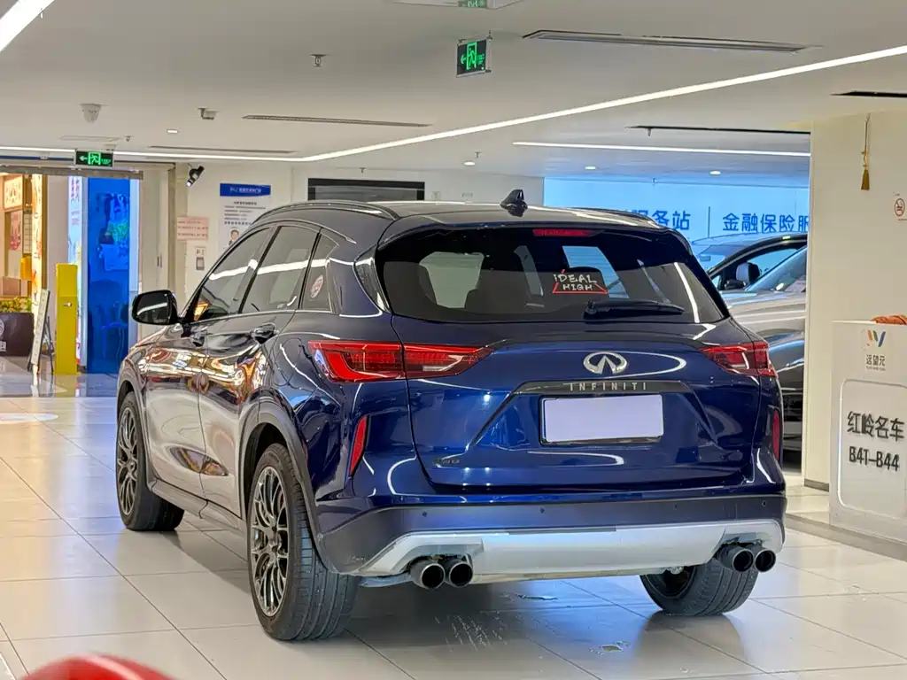 Infiniti QX50 2.0 T 4 WD Luxury