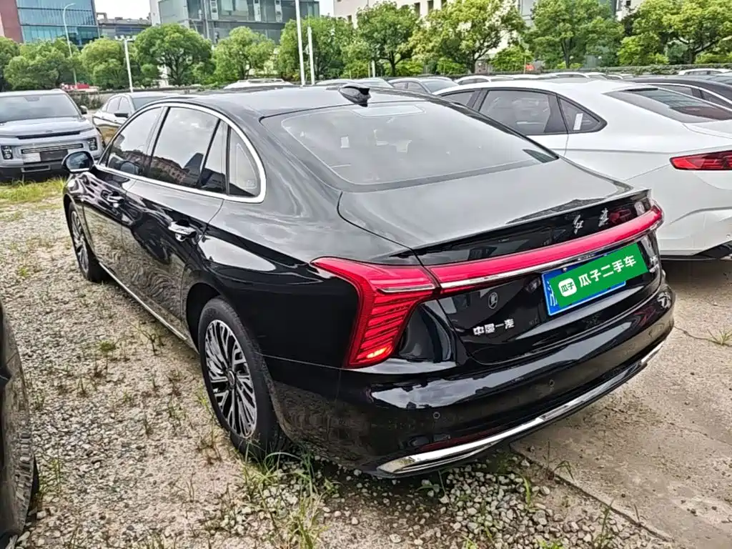 Hongqi H5 2.0 T Auto Flagship Smooth