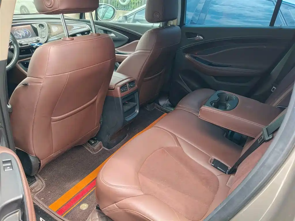 Envision Plus 28 T 4 WD Elite