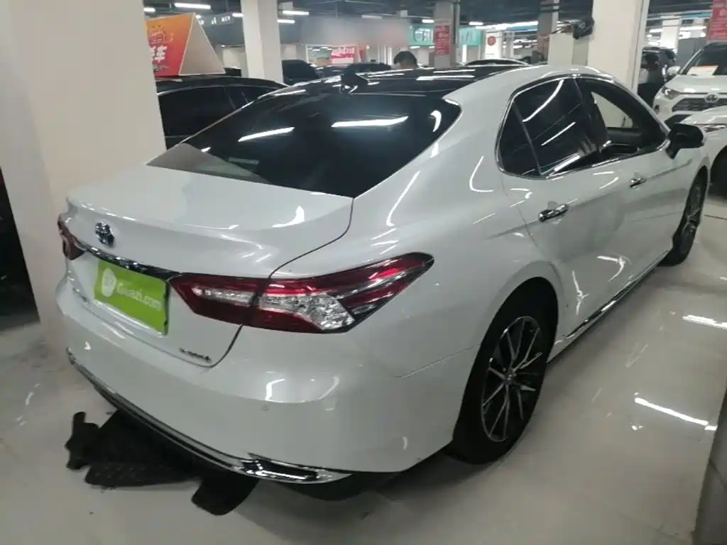 Camry Dual Engine 2.5 HG Luxury