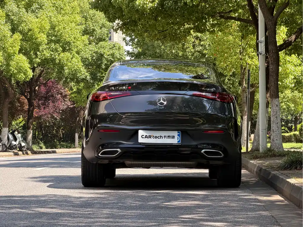 Mercedes-Benz GLC Coupe GLC 260 4 MATIC Coupe SUV