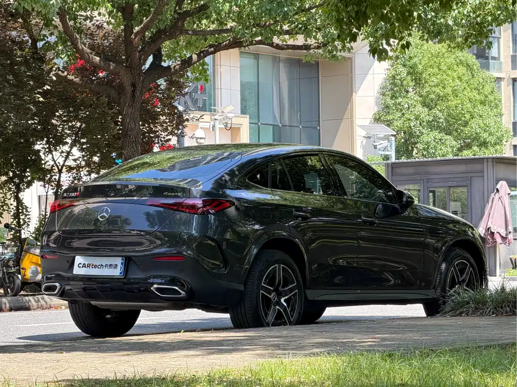 Mercedes-Benz GLC Coupe GLC 260 4 MATIC Coupe SUV