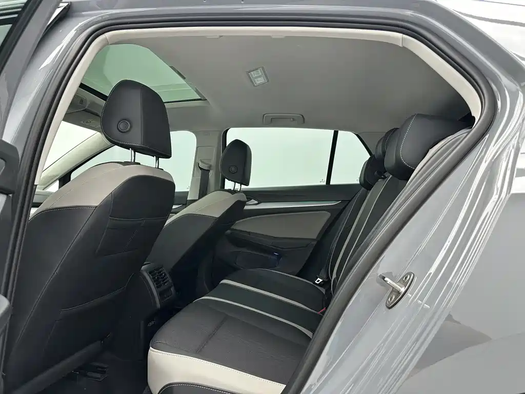 Golf Facelift 280 TSI DSG Pro