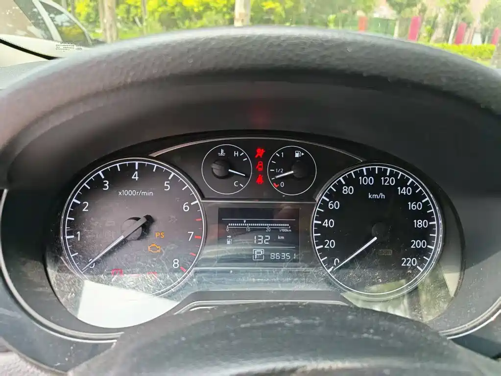 Tiida 1.6 L CVT Comfort