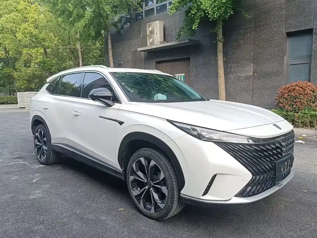 Roewe RX5 1.5 T Super Sense Elite