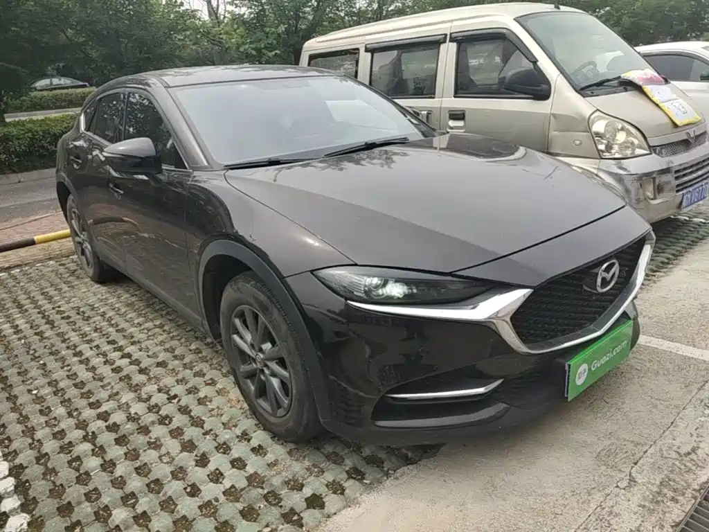 Mazda CX-4 2.0 L Auto 2 WD Blue Sky Explorer