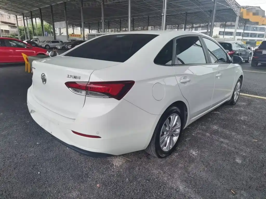 Excelle GT Facelift Exemplary 1.5 L Auto Elite