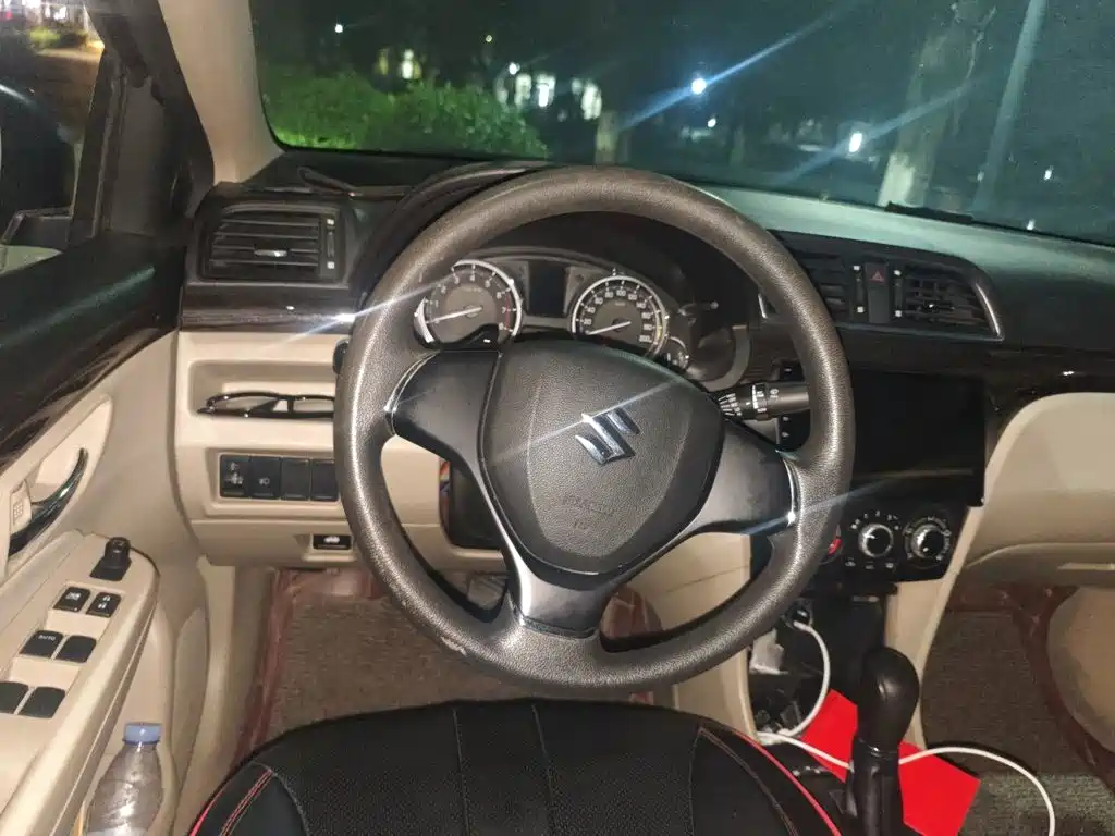 Alivio 1.6 L Auto Comfort Enjoyment