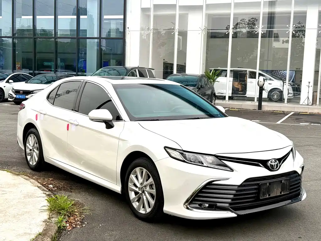 Camry 2.0 GVP Leading