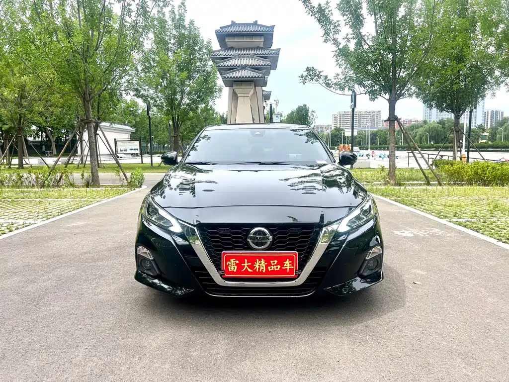 Teana 2.0 T XV Smart Supreme