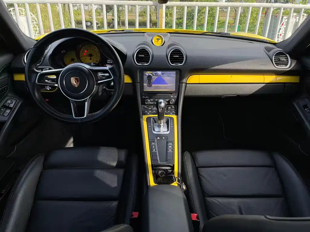 Porsche 718 Cayman 2.0 T