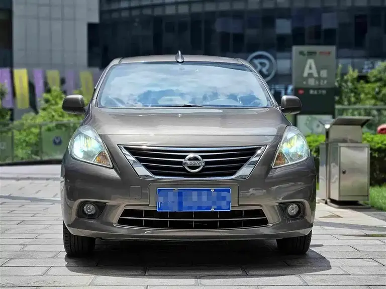 Nissan Sunny 1.5 XE CVT Comfort