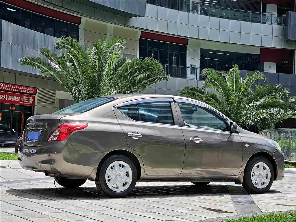 Sunny 1.5 XE CVT Comfort