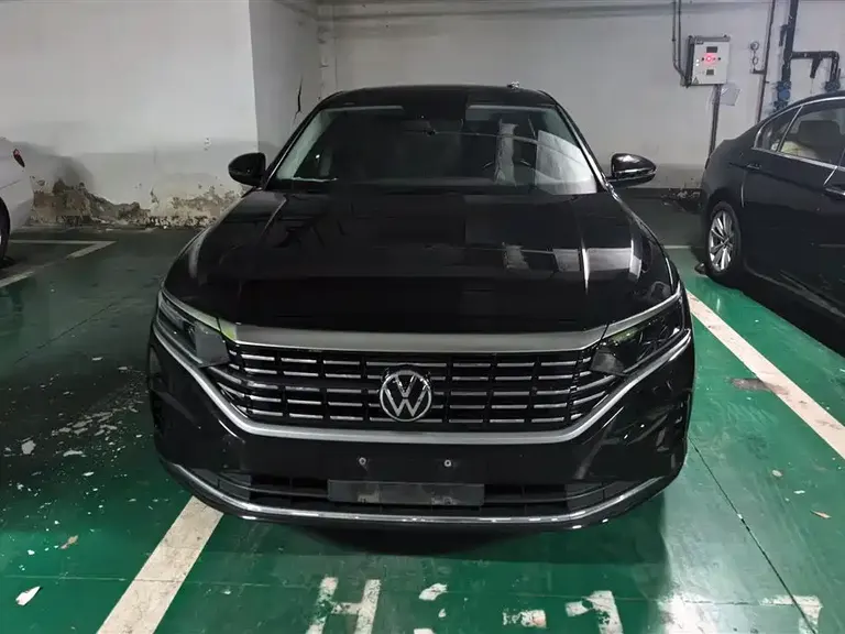 Volkswagen Passat 330 TSI Elite