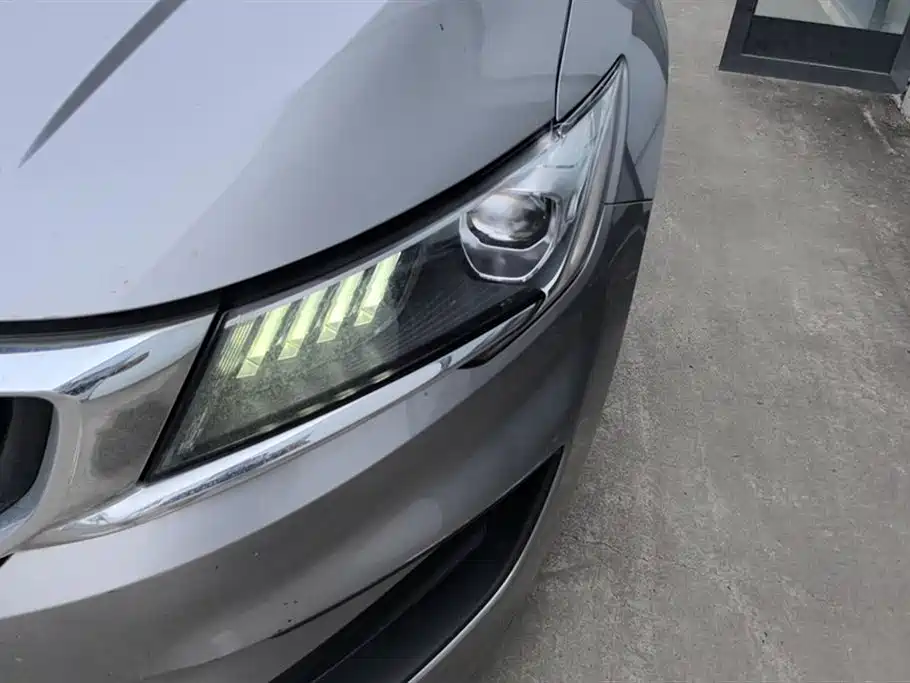 Jiaji 1.8 TD DCT Luxury