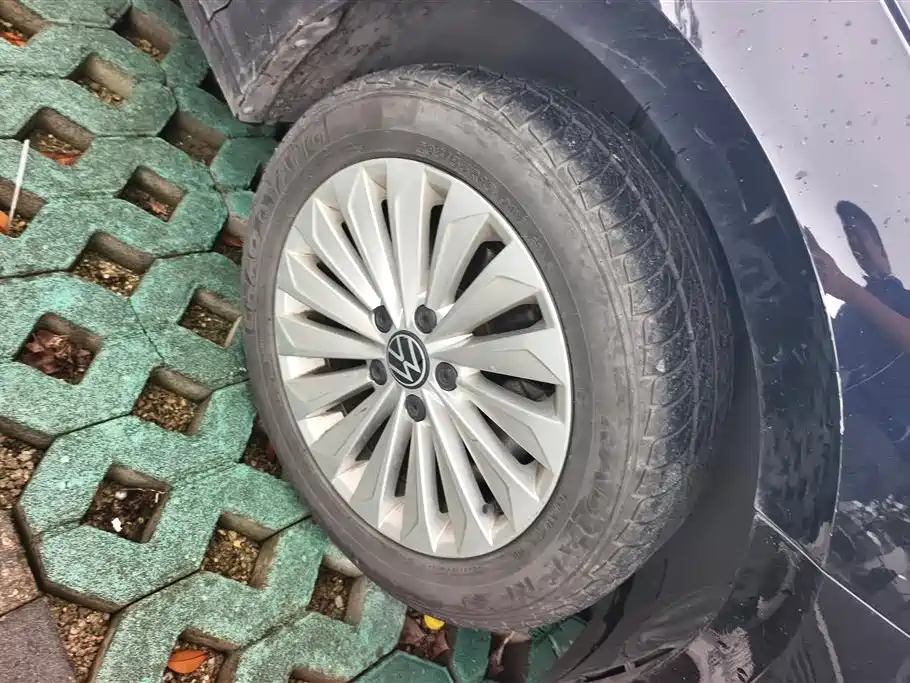 Lavida 280 TSI DSG Comfort