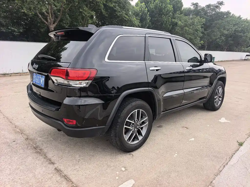 Grand Cherokee (Import) 3.0 L Professional Navigation