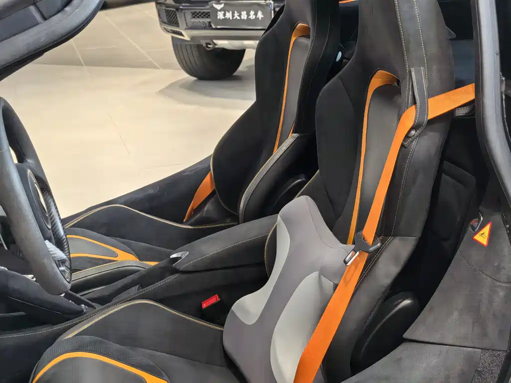 McLaren 720 S 4.0 T Coupe
