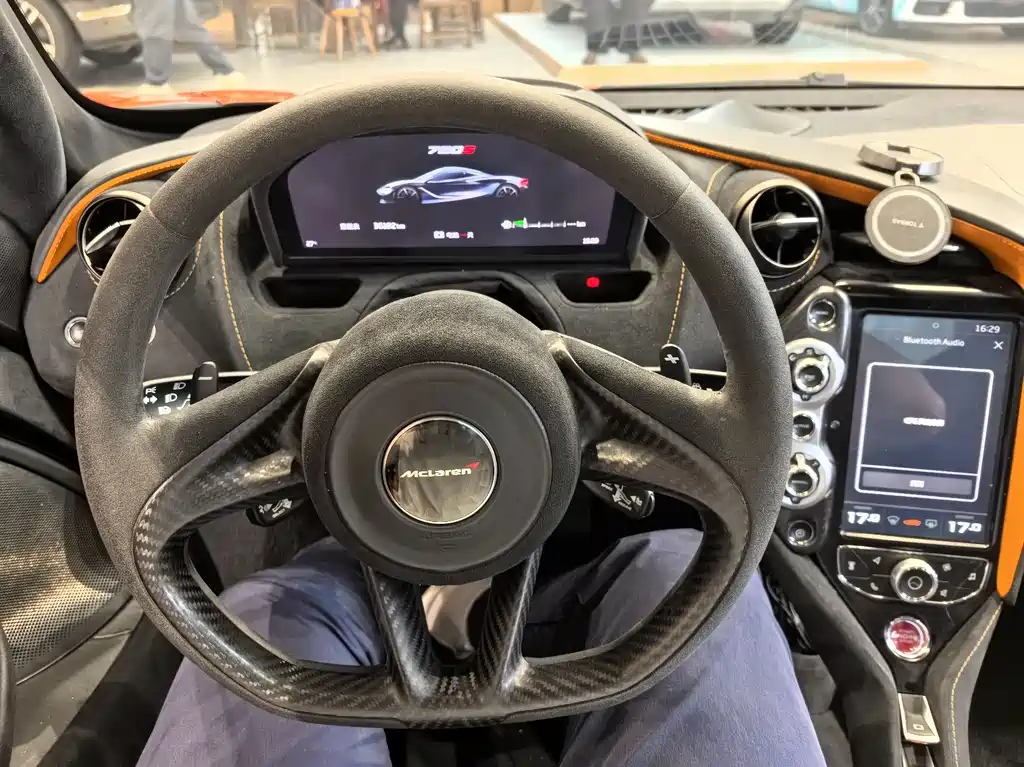 McLaren 720 S 4.0 T Coupe
