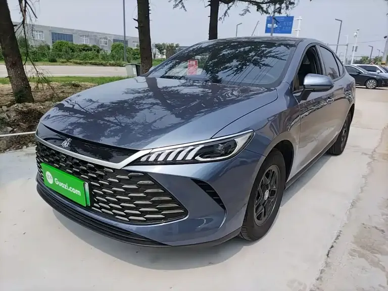 BYD Qin PLUS DM-i Smart Drive 55 KM Leading