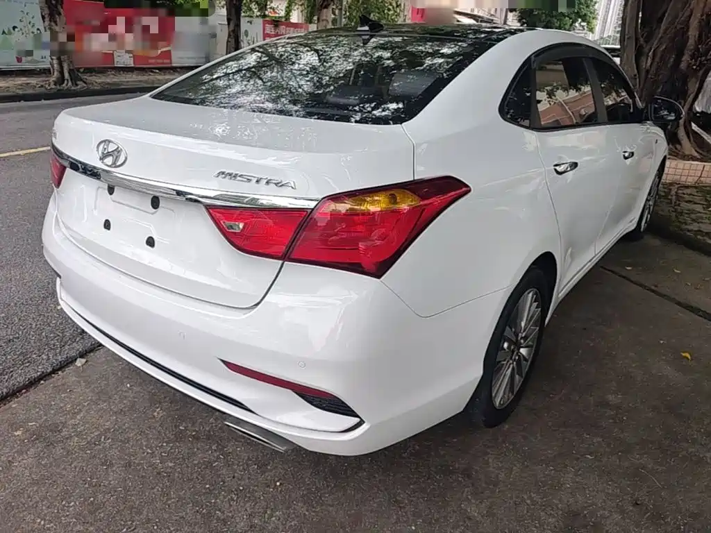 Mistra 1.8 L Auto Intelligent GLS CN-V