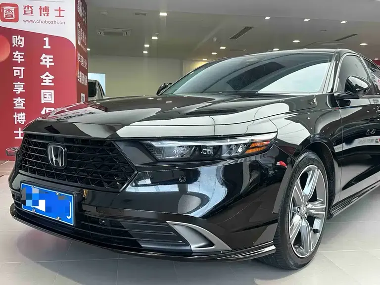 Honda Accord 260 TURBO Distinguished