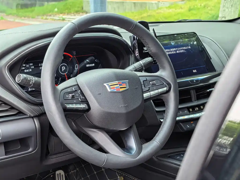 Cadillac CT5 28 T Distinguished