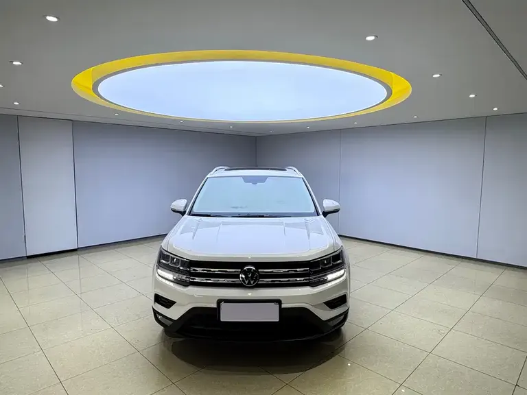 Volkswagen Tharu 280 TSI 2 WD Luxury
