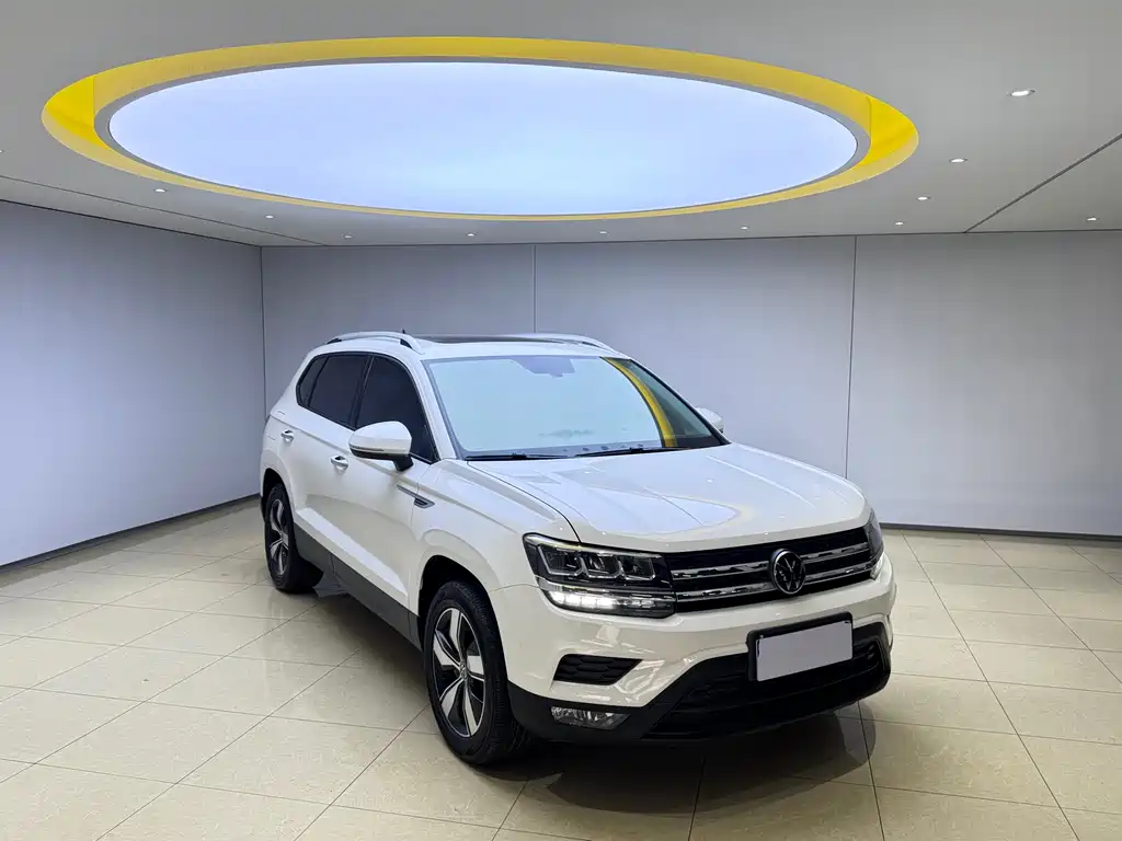 Tharu 280 TSI 2 WD Luxury