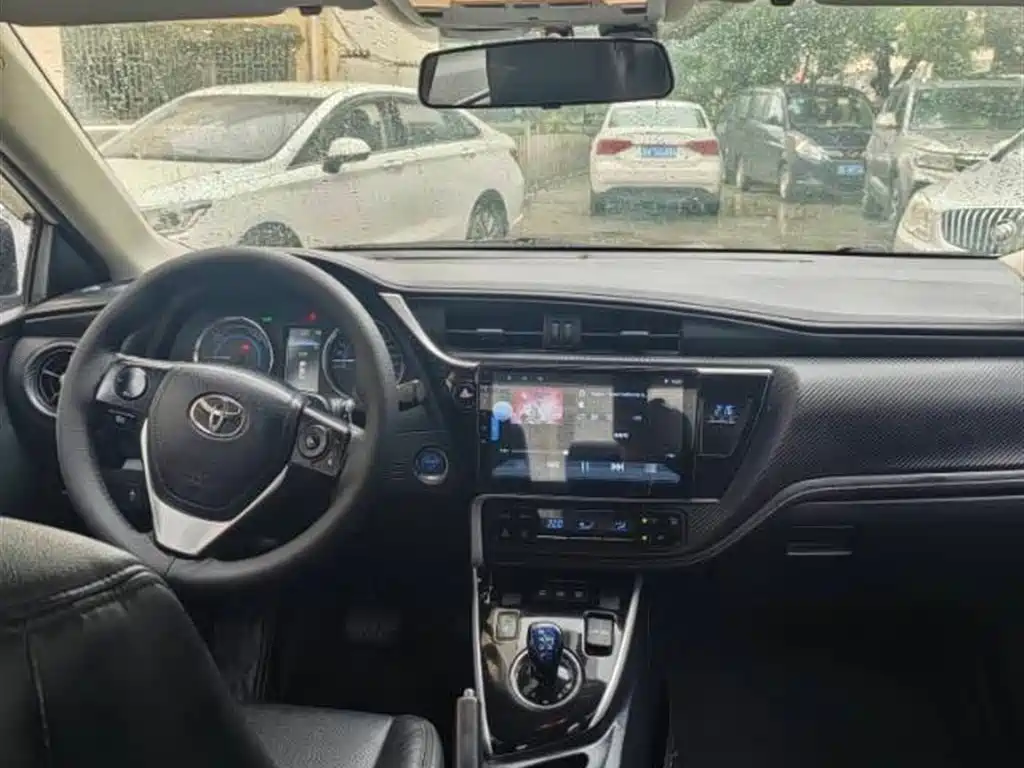 Levin Facelift Dual Engine 1.8 H GS E-CVT Elite Sunroof CN-V