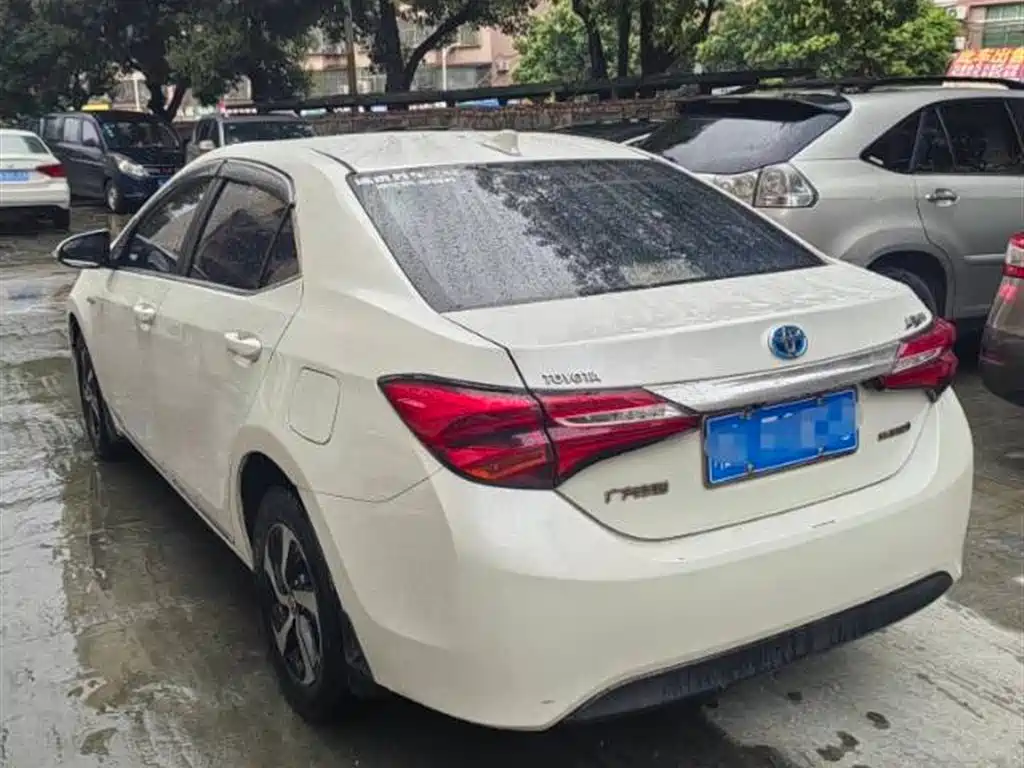 Levin Facelift Dual Engine 1.8 H GS E-CVT Elite Sunroof CN-V