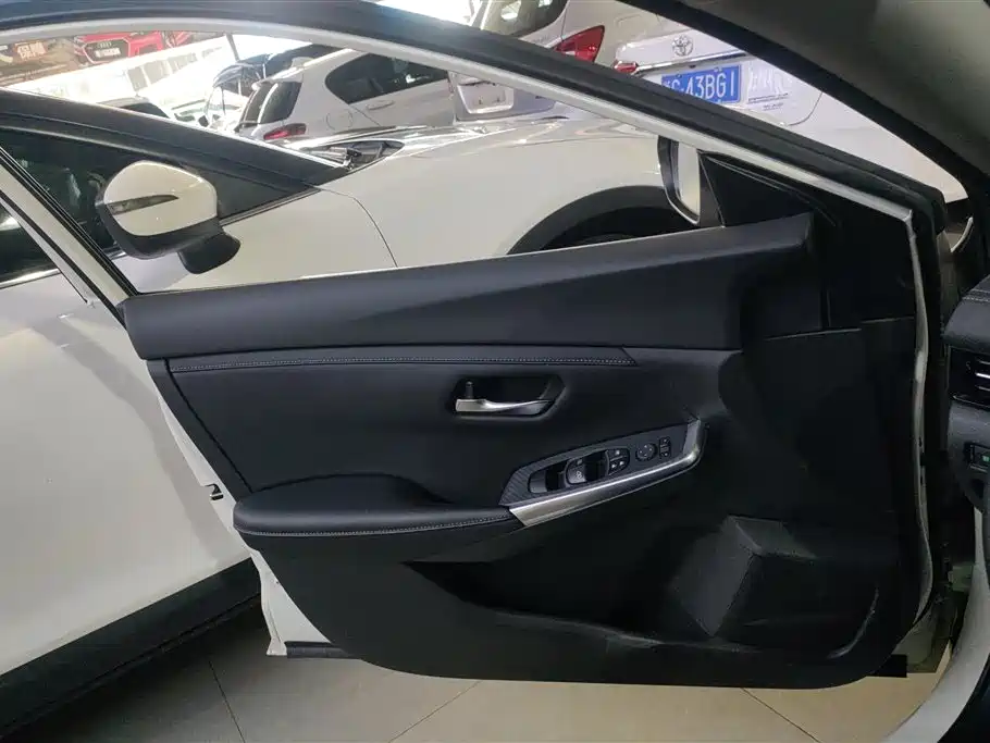 Sylphy 1.6 L XL CVT Joy
