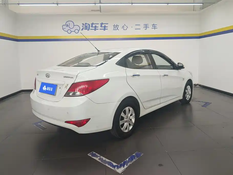 Accent 1.4 L Manual Intelligent GLS