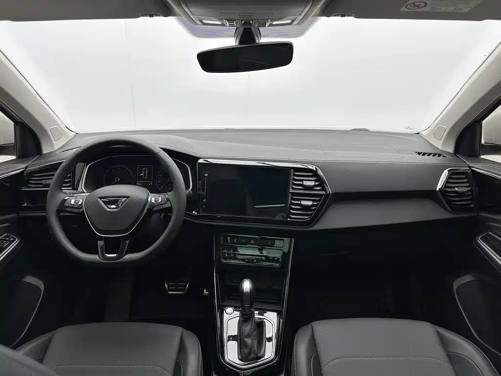 Jetta VS7 捷达VS7 2022款 熊猫版 1.4 T 自动荣耀版Pro