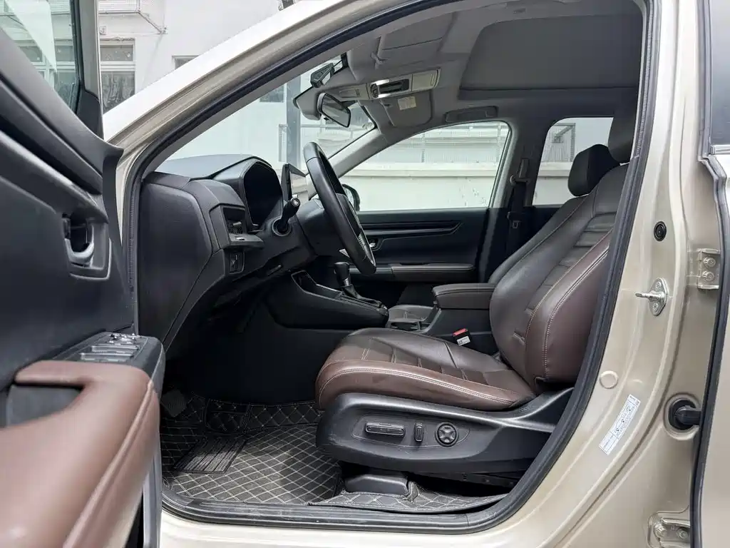 Honda CR-V 240 TURBO 2 WD Smart Leading 5-seat