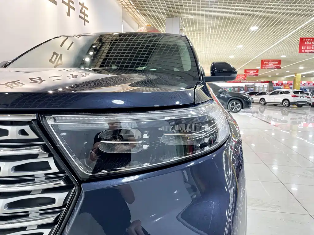 Explorer EcoBoost 285 4 WD Titanium 7-seat
