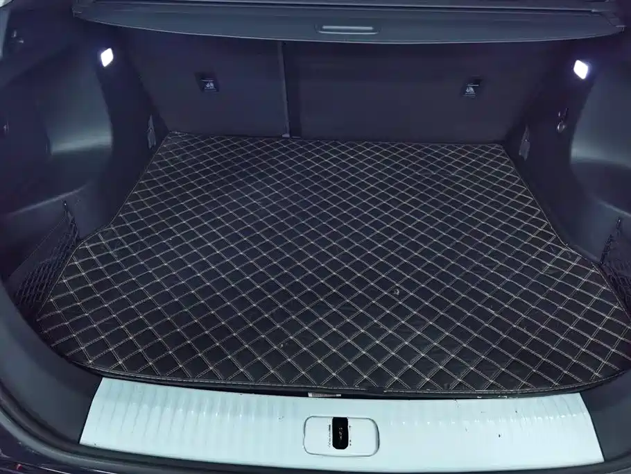 Hongqi HS5 2.0 T Connected Flagship Enjoyment 4 WD