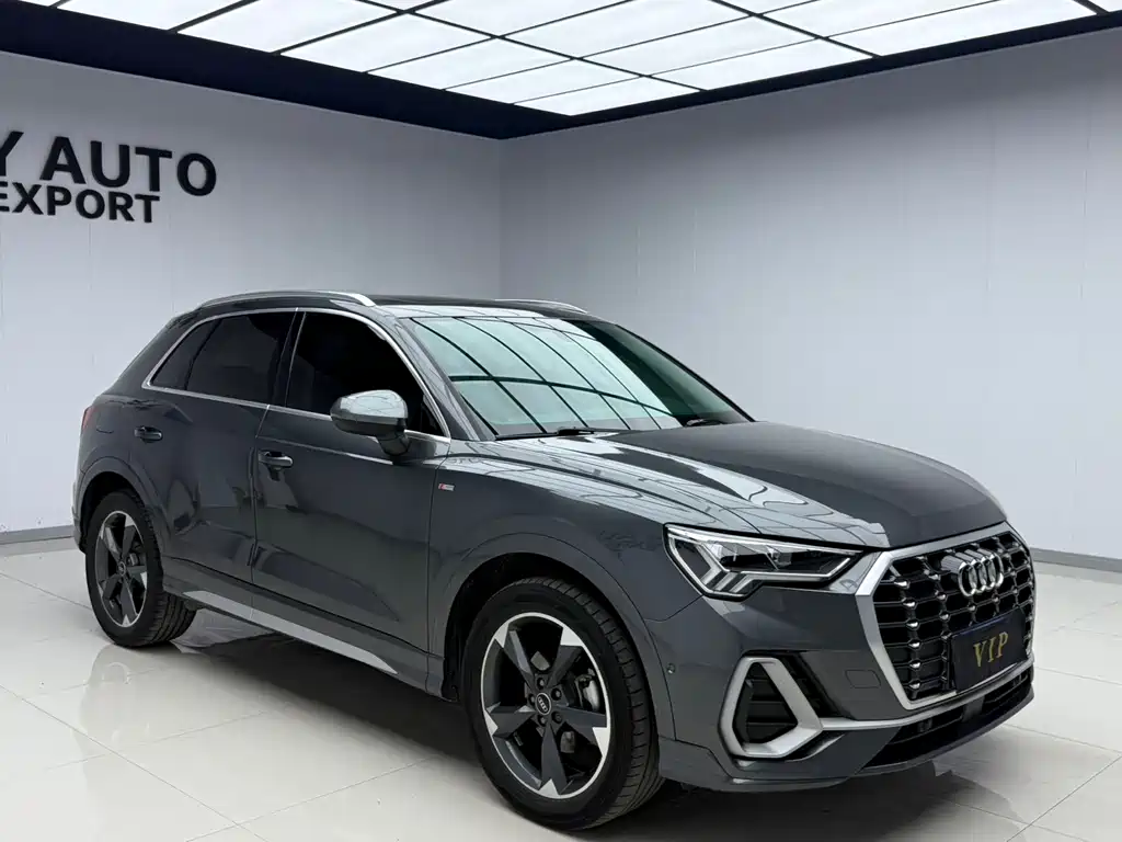 Audi Q3 35 TFSI Fashion Dynamic